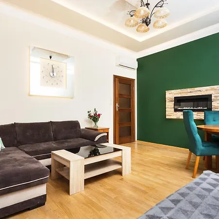 Vinci Apartment *